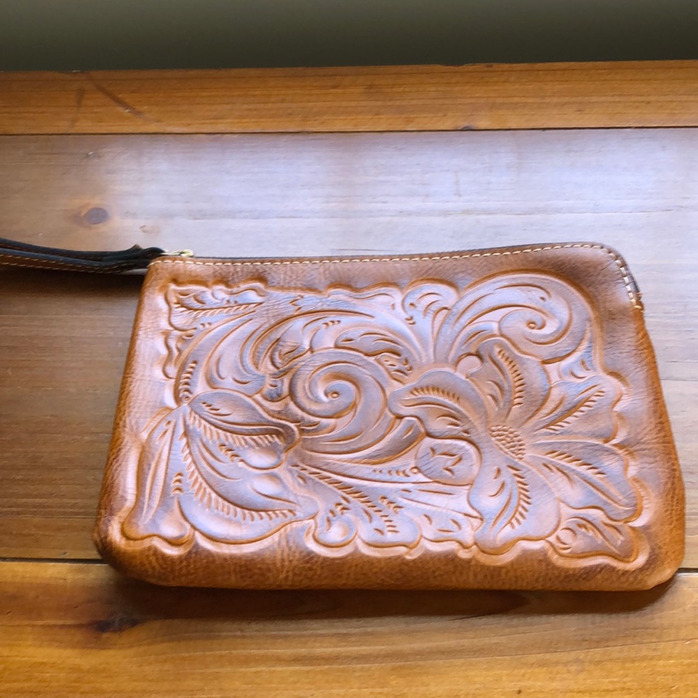Patricia Nash Wristlet